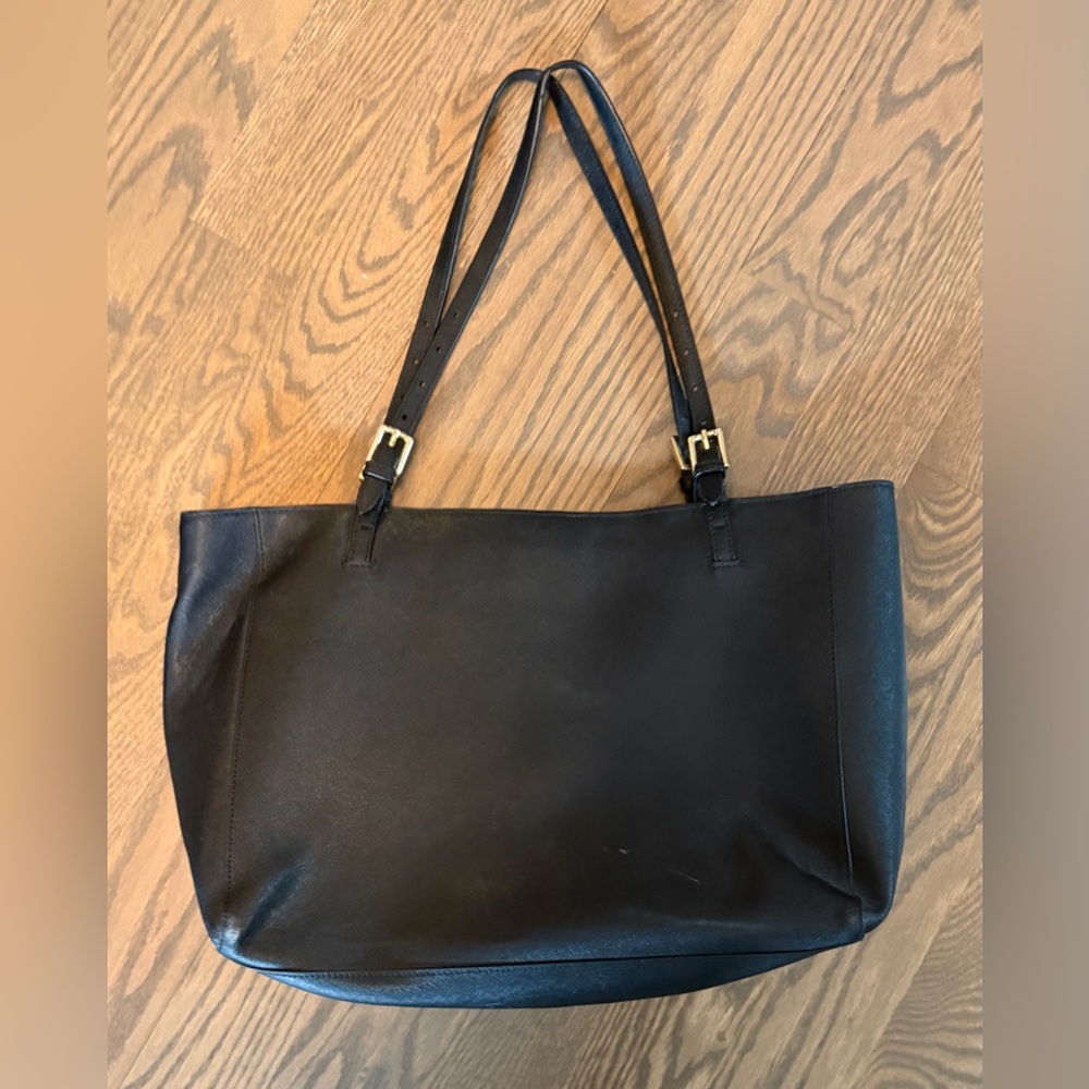 Tory Burch Black Leather ‘yoke’ buckle Tote Bag - Picture 7 of 10